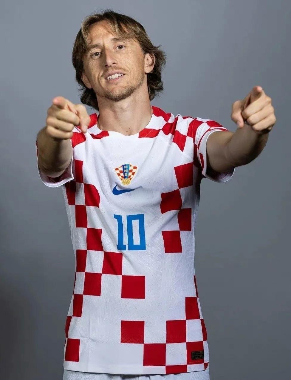 贝隆：劳塔罗能媲美亚马尔、姆巴佩、哈兰德，我和帕斯不像