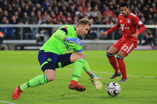 他的脚下 他的脚下